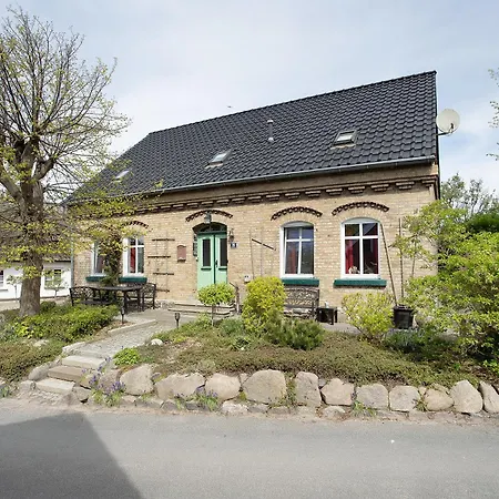 Appartamento Kapitaensferienhaus Admiralitaet Schaprode
