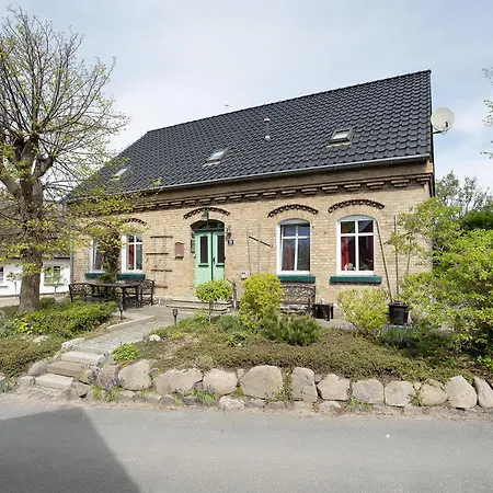 Apartment Kapitaensferienhaus Admiralitaet Schaprode